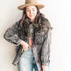 POL Clothing Jane Corduroy Shacket