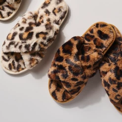 Avenue Zoe Shoes Lounge In Leopard Slipper