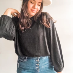 Wishlist Clothing Right Around Top