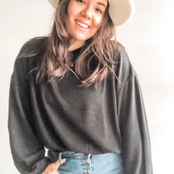 Wishlist Clothing Right Around Top