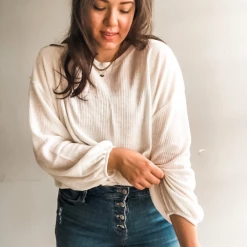 Wishlist Clothing Right Around Top