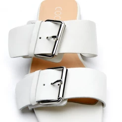 Coconuts By Matisse Moxie Sandal