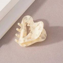 Avenue Zoe Heart Shaped Claw Clip Hair Accessories