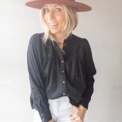 In Loom Come In Clutch Blouse Clothing