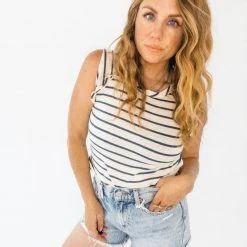 Chaser Brand New Arrivals Linen Ruffle Muscle Tank 8 Chaser Brand New Arrivals Linen Ruffle Muscle Tank