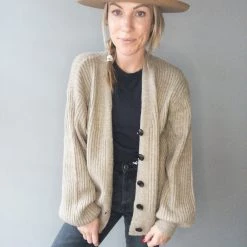 In Loom Your Boyfriends Cardigan Clothing